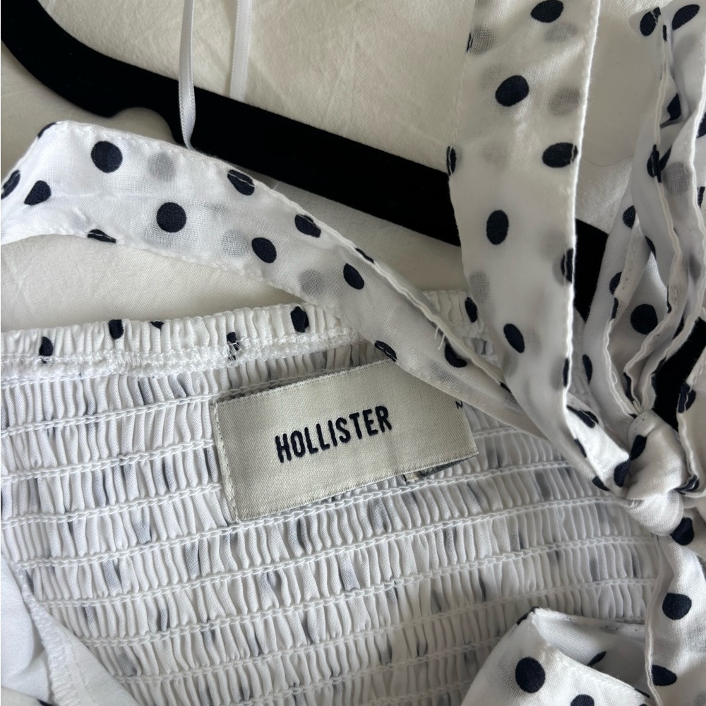 Polka dot halter top! - Picture 4 of 4